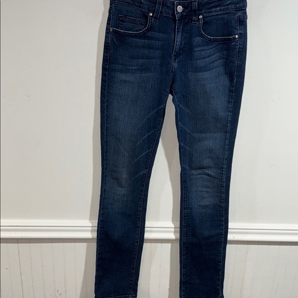 Pilcro jeans Anthropologie size 27 has stretch darker wash baddie denim - Picture 2 of 5